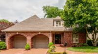 Wonderfully maintained Sugartree property.  Hardwood floors on the main and plantation shutters.  Living Room with built-ins, gas fireplace and French doors to the brick courtyard.  Kitchen with high end appliances.  […]